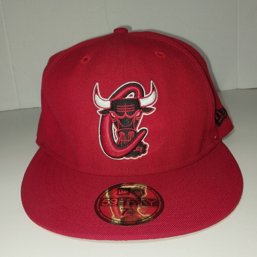 New Era Chicago Bulls 59Fifty 7 ½ Red Black Fitted NBA Snapback Hat Cap w/ Logo